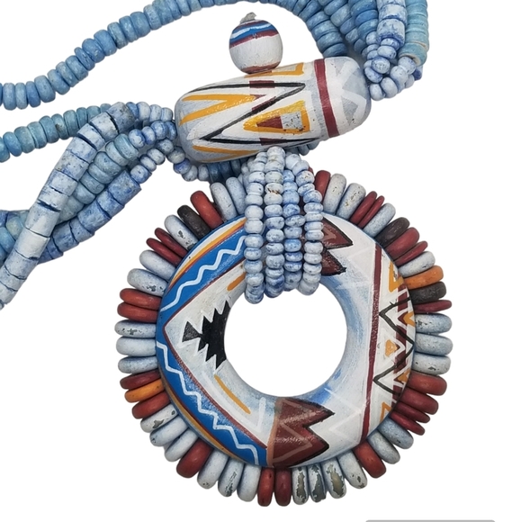VINTAGE NATIVE AMERICAN DESIGN WOOD BEAD STATEMENT NECKLACE - Picture 4 of 6